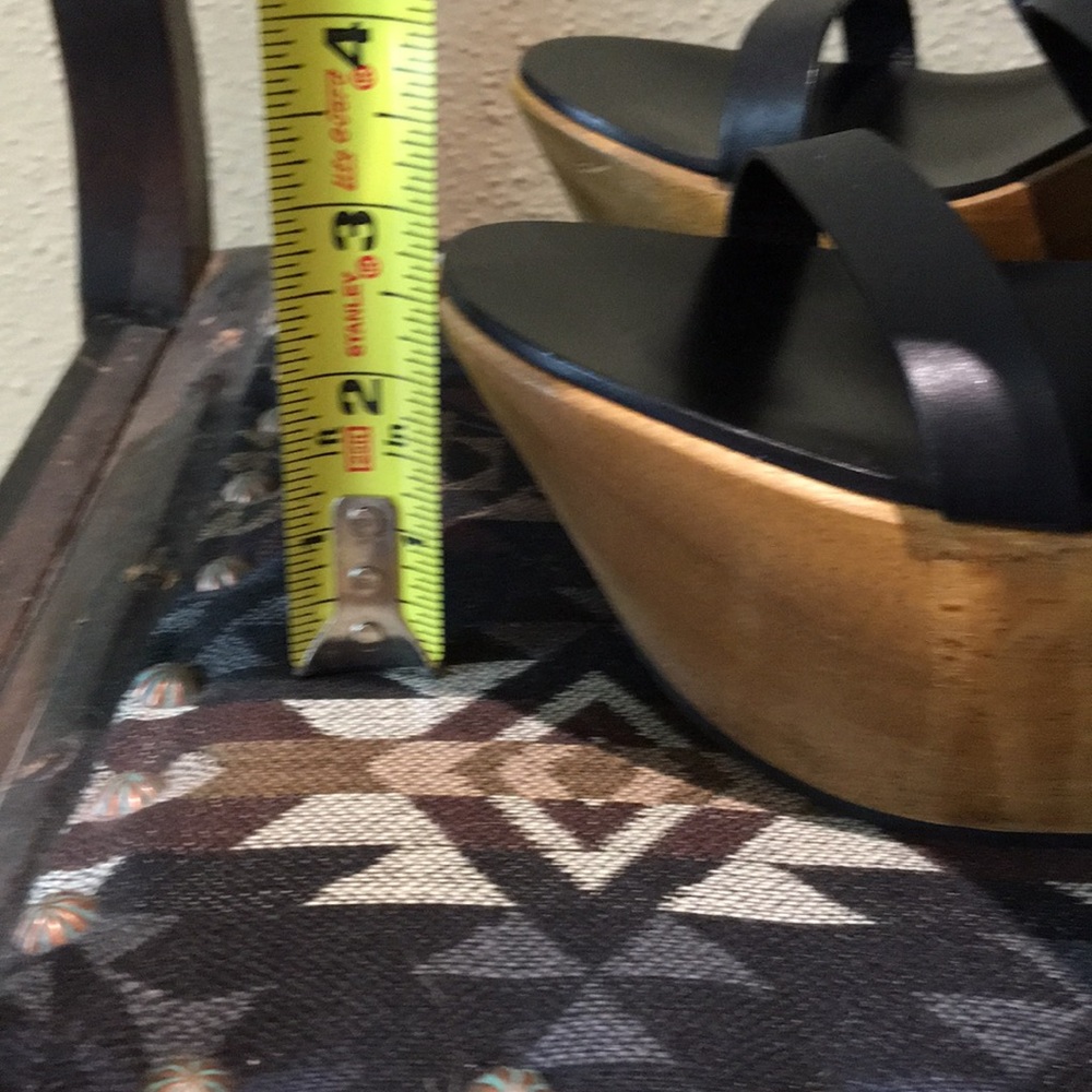 Designer platform sandals - Picture 7 of 8